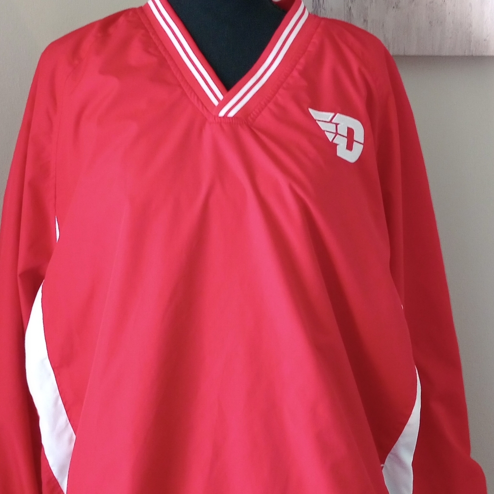 University of Dayton Golf Pullover Sz Large